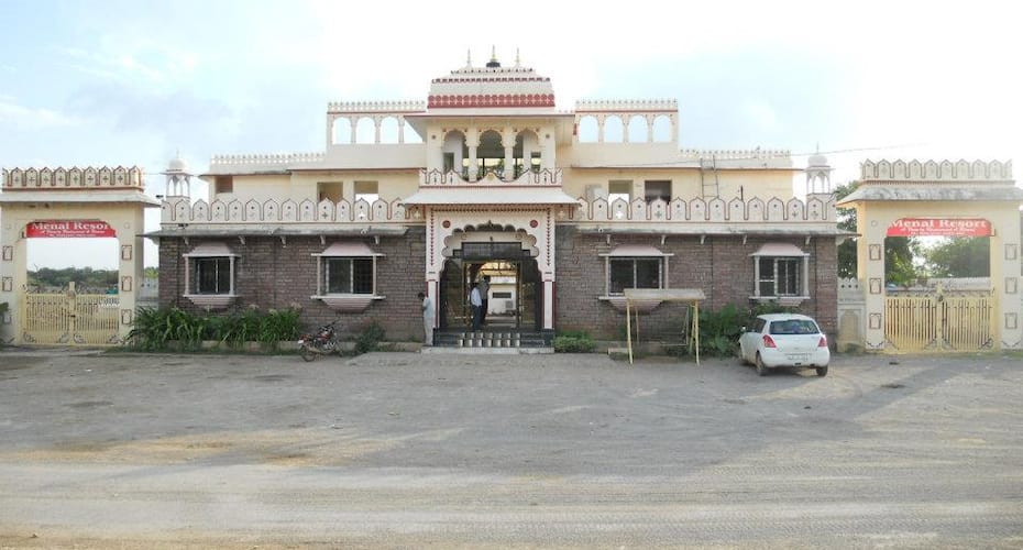 Menal Waterfall Resort, Chittorgarh 1